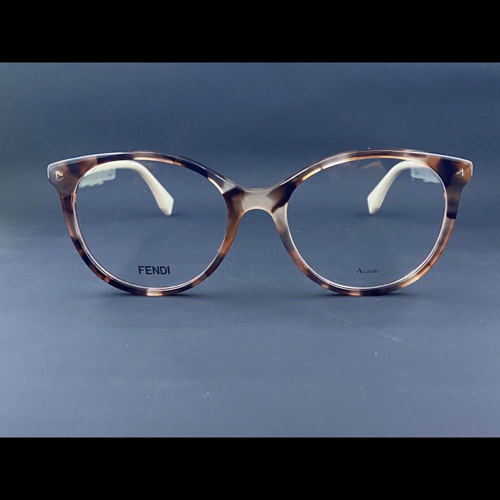 FENDI eyeglasses 😍